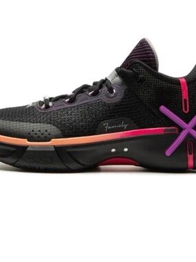 Way of Wade Shadow 6 Sunrise
Volleyball Basketball Shoes